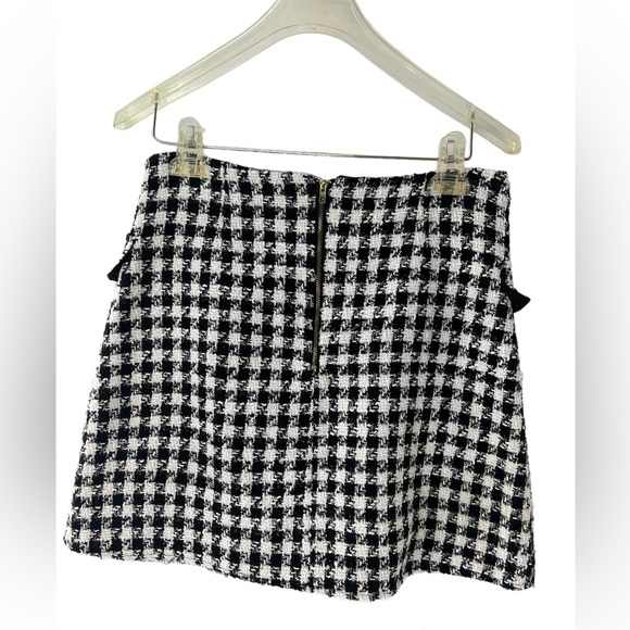 Alya Plaid Mini Skirt - Picture 2 of 10